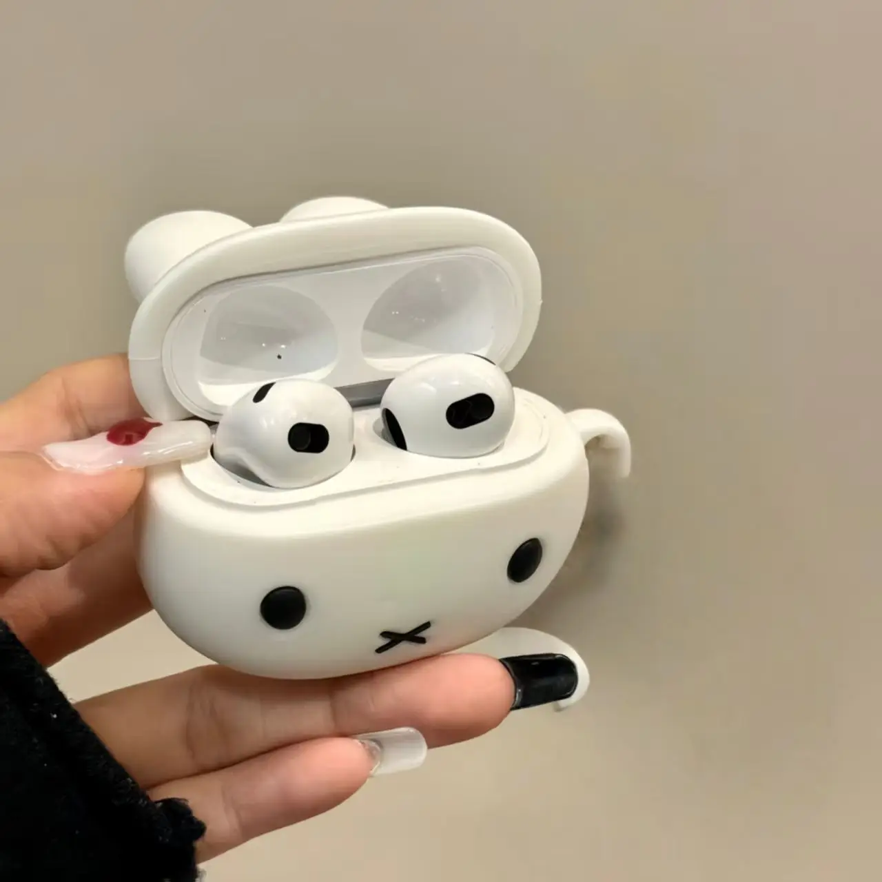 Miffy Kawaii Siliconen Bluetoo - Airpod Case Cover recensie en prijs